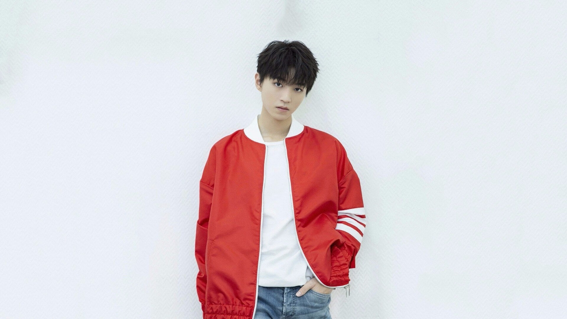 篮球世界的双重震撼,独行侠制霸热火,莫兰特欧冠半决赛接管比赛