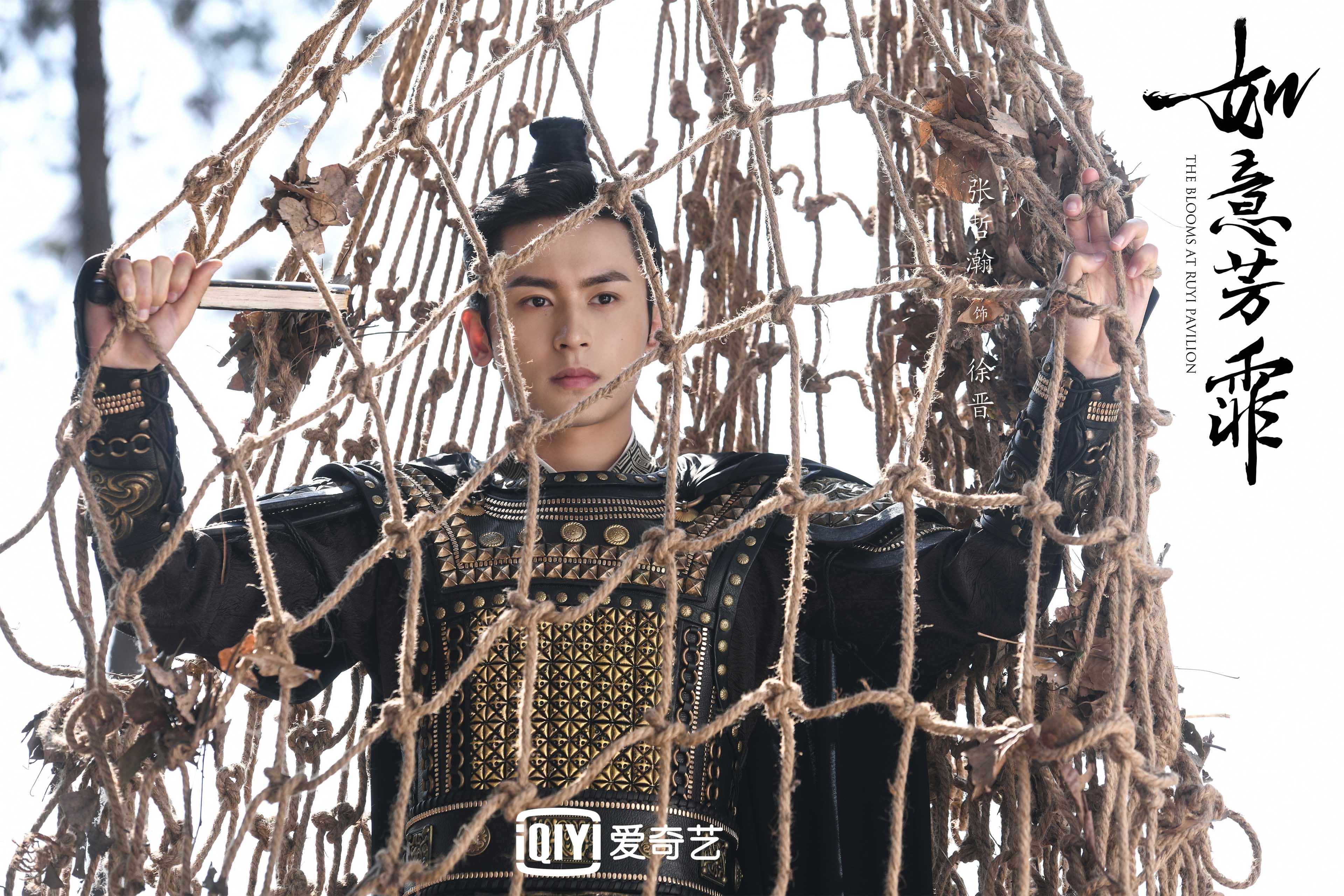 同一轮明月下,塔图姆的致命一击与太阳队的血色鏖战