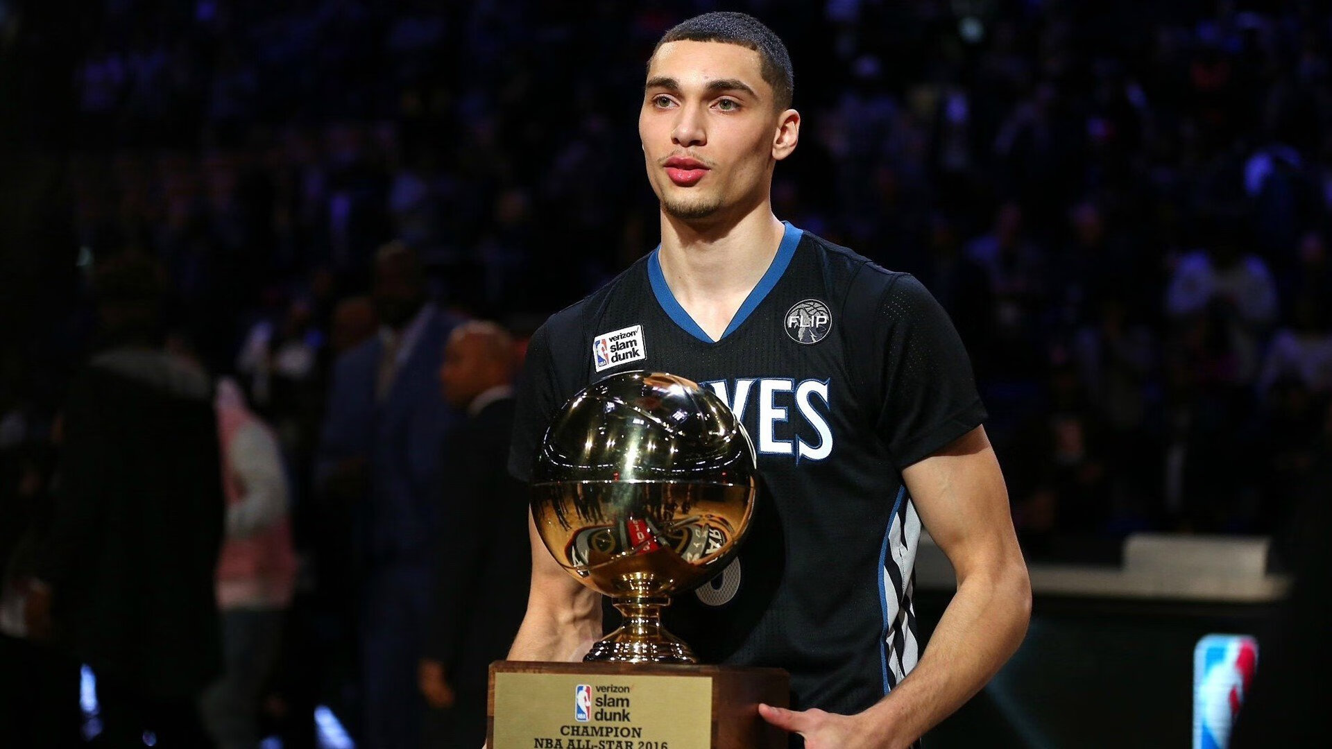 太阳耀斑灼平圣城,文班亚马关键先生光芒难挽败局