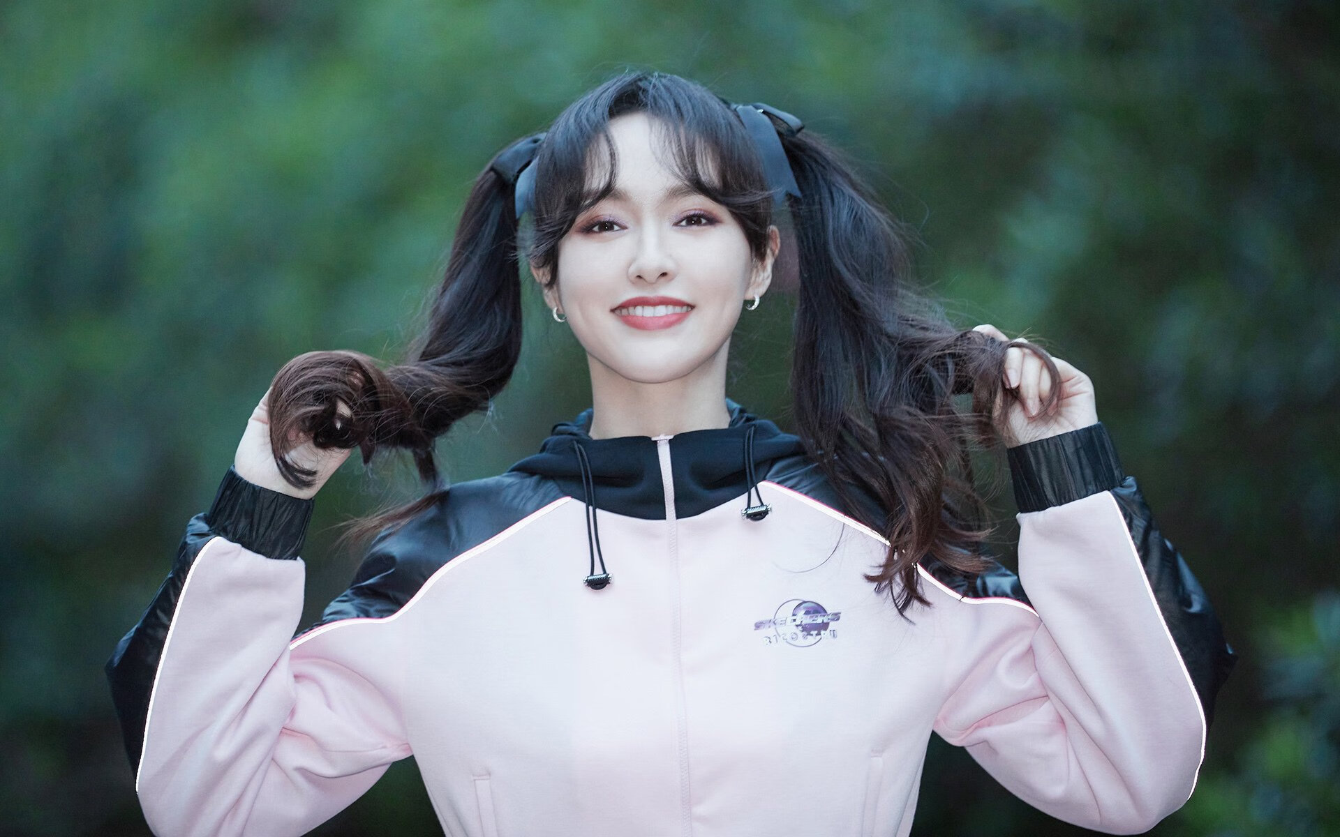 哈兰德,新一代攻防转换核心,莱比锡红牛如何掀翻巴黎圣日耳曼