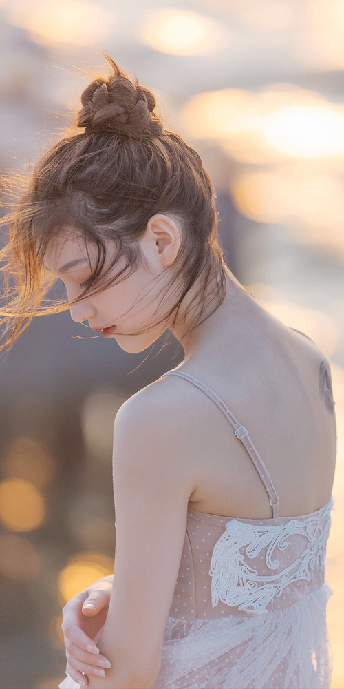 赛道变主场，当杜兰特的引擎在街道咆哮，鹈鹕已在洛杉矶展翅